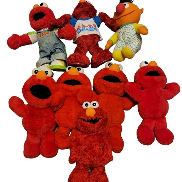 Sesame Street Other - 8 piece sesame street elmo/ernie plush lot